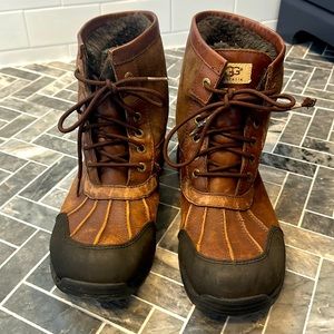 Men’s Ugg winter boot 10.5